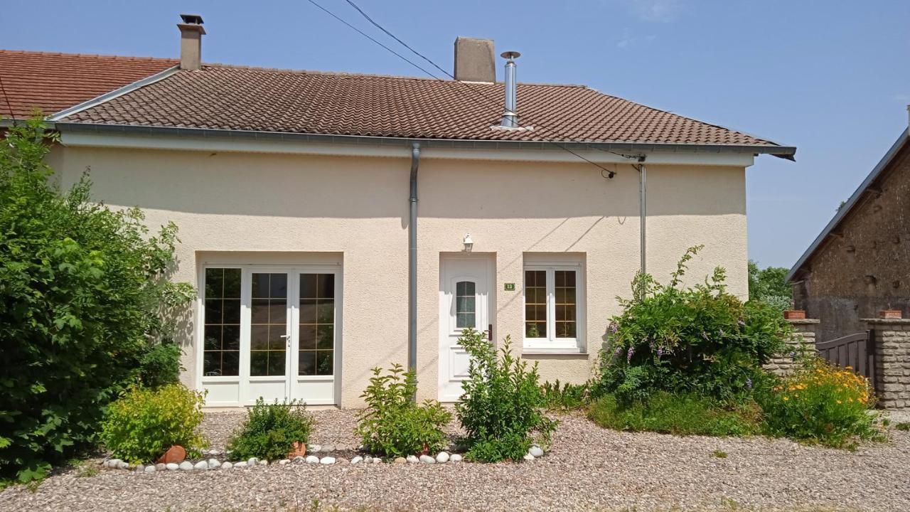 Les Jardins Des 3 Provinces- Gite Montcharvot ภายนอก รูปภาพ